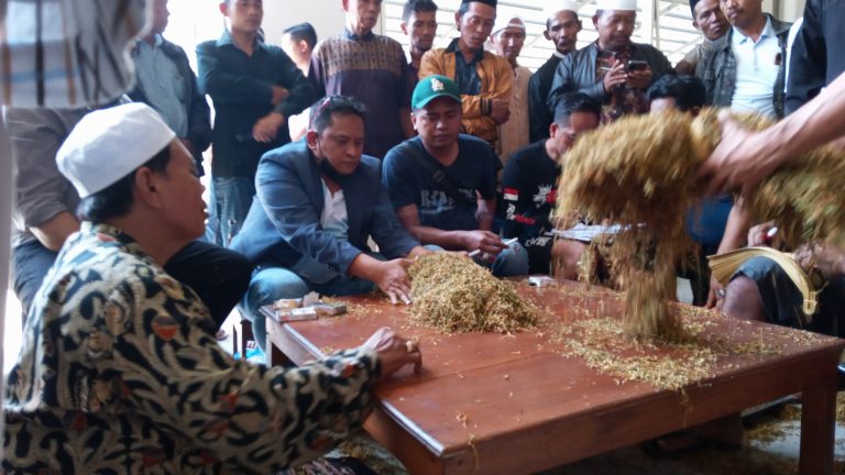 P4TM Mulai Beli Tembakau Madura, H. Her: Saya Tidak Mengambil Sampel