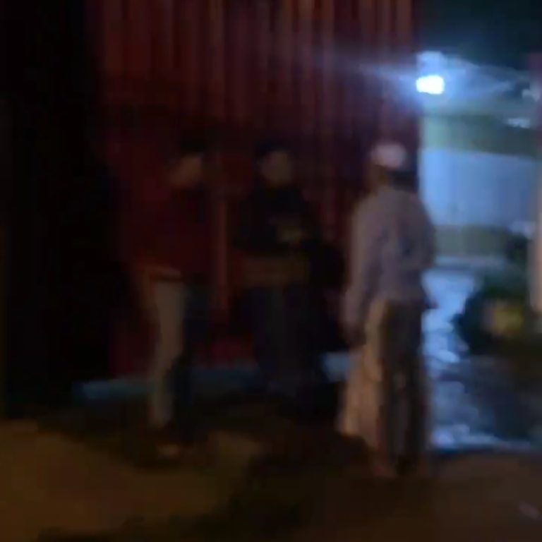 Gugatan Sengketa Pilkada Pamekasan Diterima MK, Gudang Logistik KPU Dijaga Ketat Tim Paslon