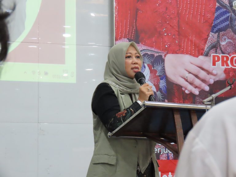 Hj. Ansari Dorong Solusi Hukum Restoratif Kasus Ibu Aniaya Anak di Pangkalpinang