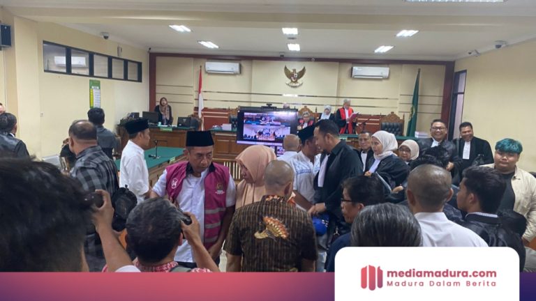 ‎Empat Terdakwa Jalani Sidang Perdana Kasus Korupsi PEN, Dua Ajukan Eksepsi‎