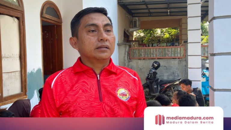 Pengurus POBSI Pamekasan Potong dan Bagikan Daging Kurban