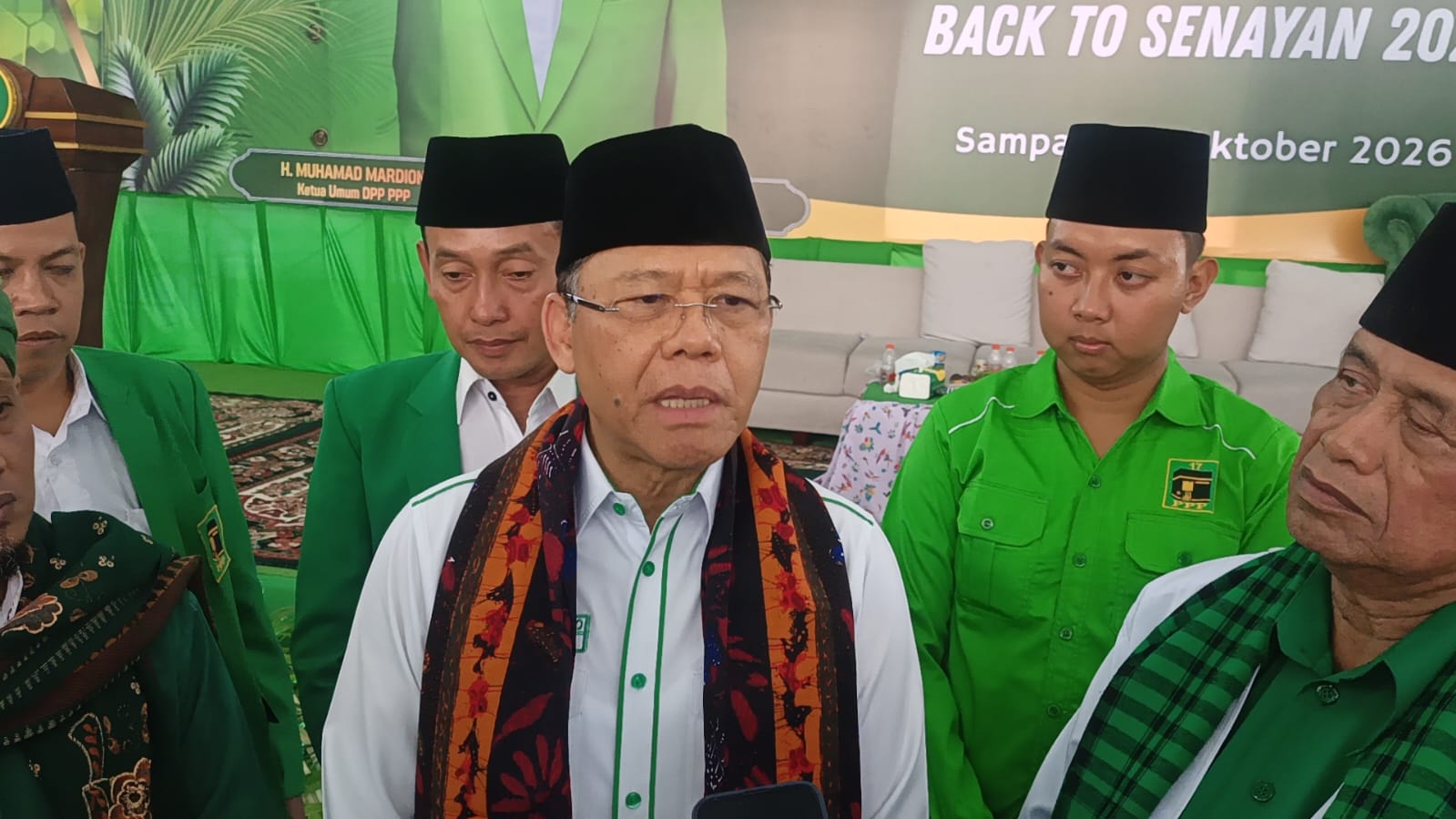 Ketum PPP Mardiono Berkunjung ke Sampang, Mengenang Perjuangan KH Alawy‎